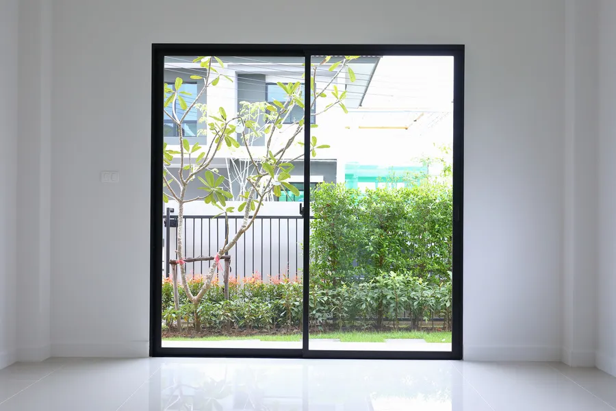 Choosing The Right Hardware For Glass Door Installation in Sarasota, FL