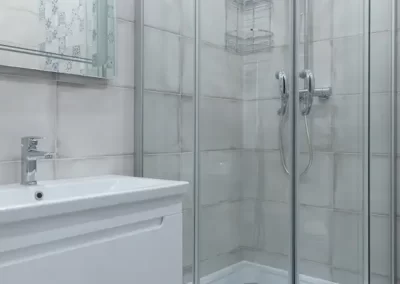 Shower Glass Installation